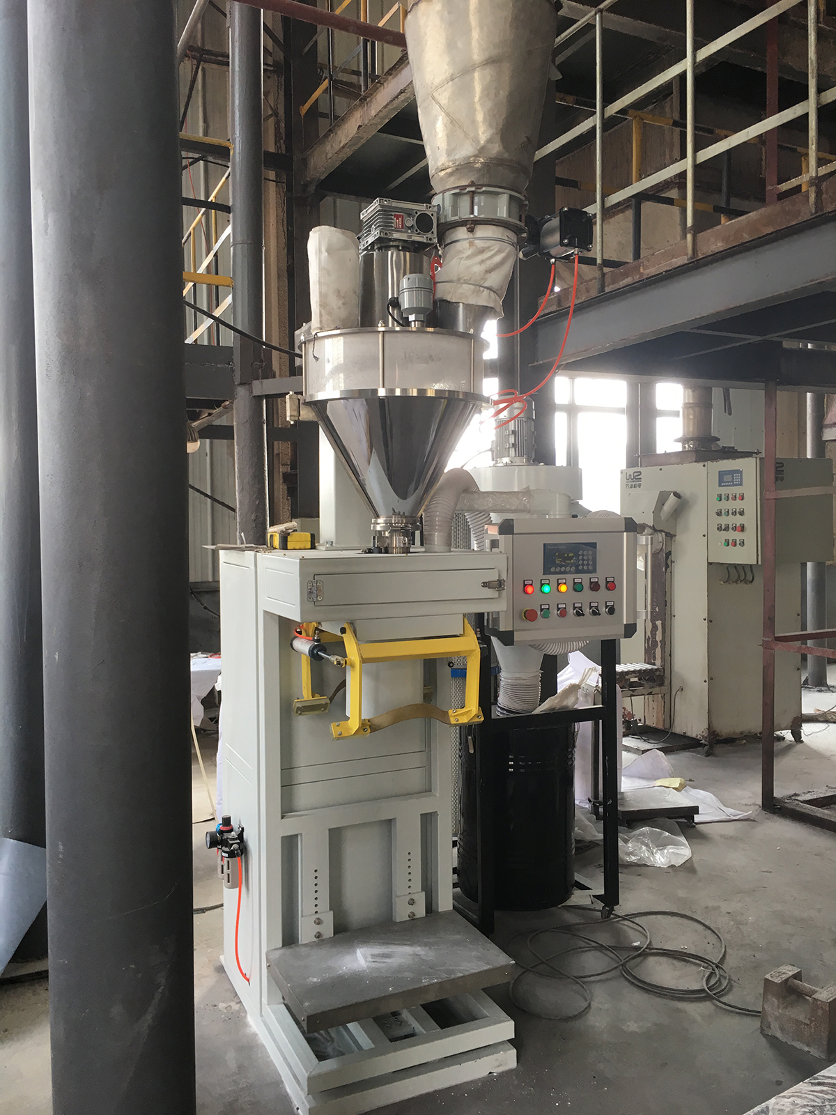 濟(jì)南敞口粉體垂直螺旋包裝機(jī)